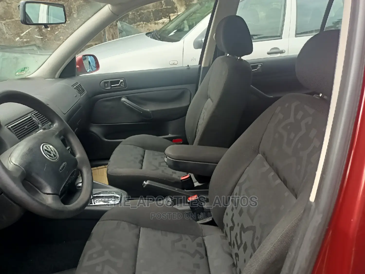 Volkswagen Golf 1.6 2000 Red