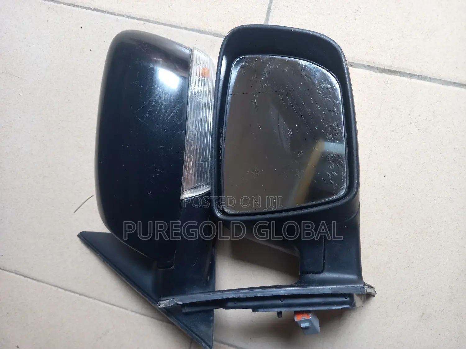Kia Venga Side Mirror Available Here