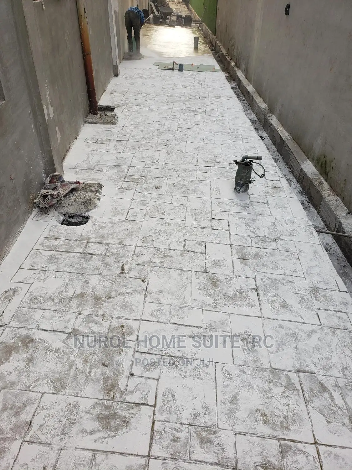 (Ashlar Slate Pattern) Decorative Stamped Concrete