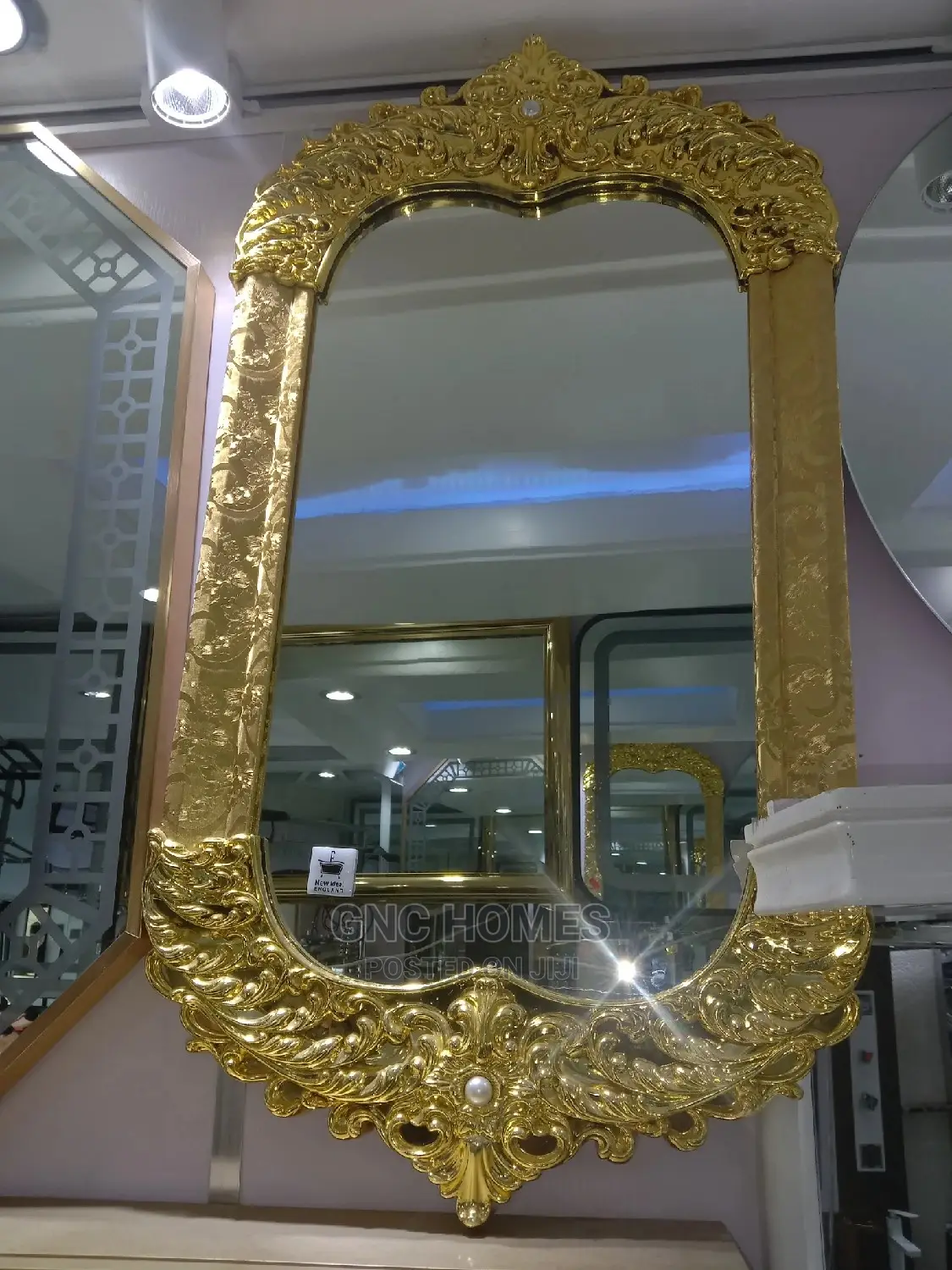 Royal Gold Mirror  (Payment on Delivery)