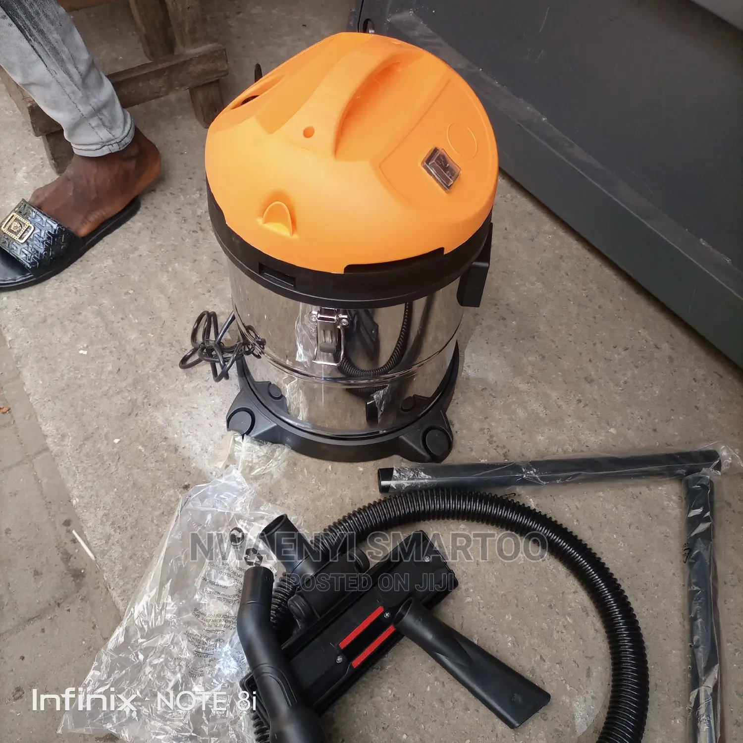 Iron Body 20litres Vacuum Cleaner