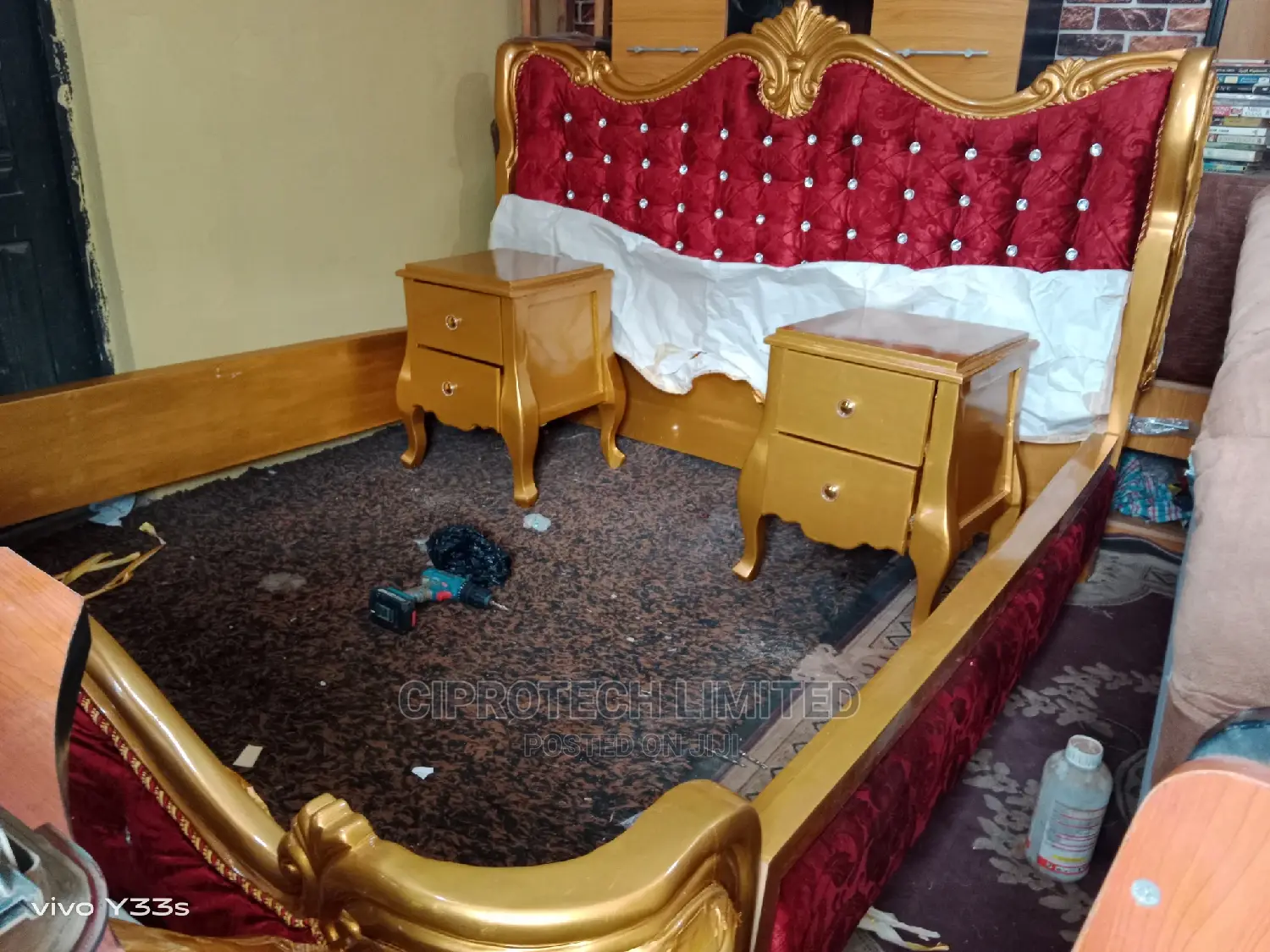 Upholstery Bed Royal