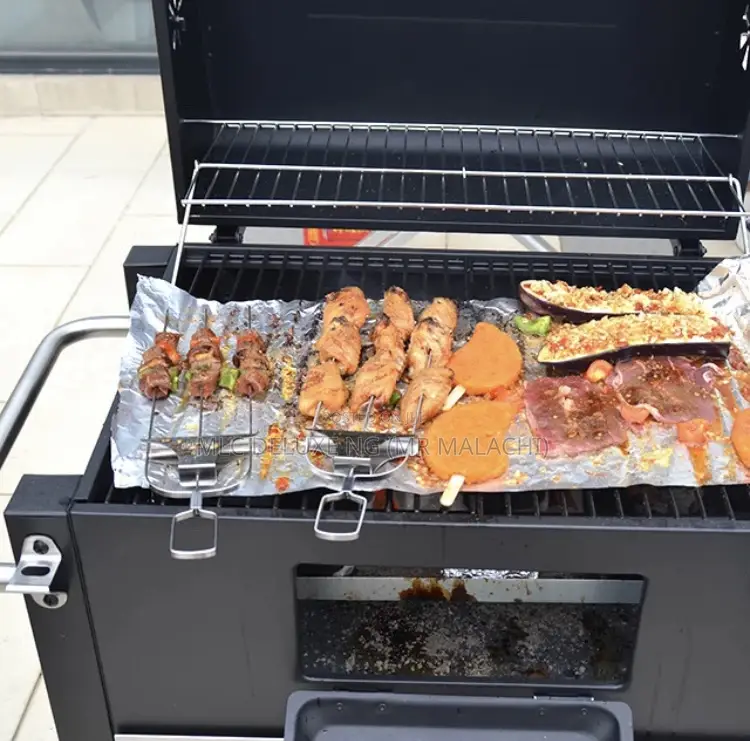 Outdoor Adjustable Charcoal BBQ Grill/Quality Barbecue Grill