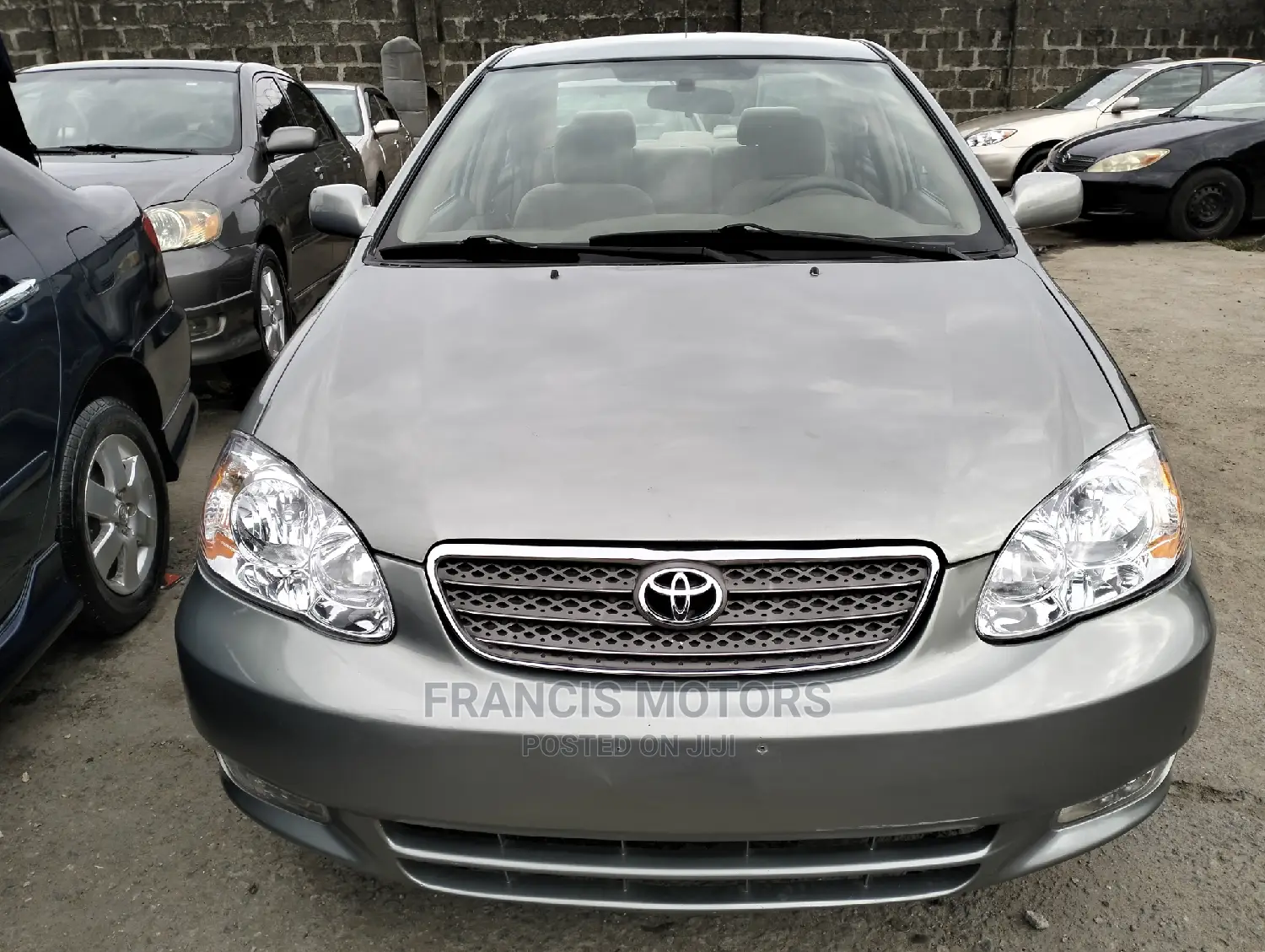 Toyota Corolla LE 2004 Gray