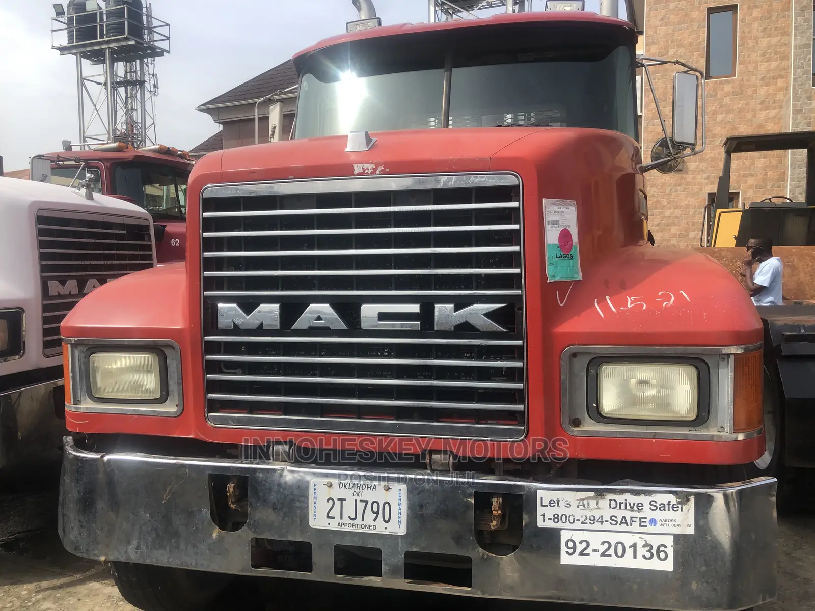 MACK Trailer Head