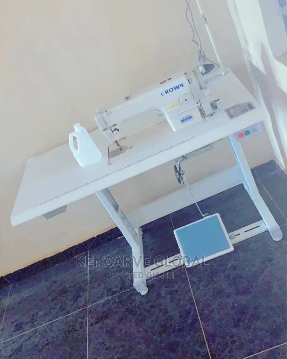 Industrial Straight Sewing Machine
