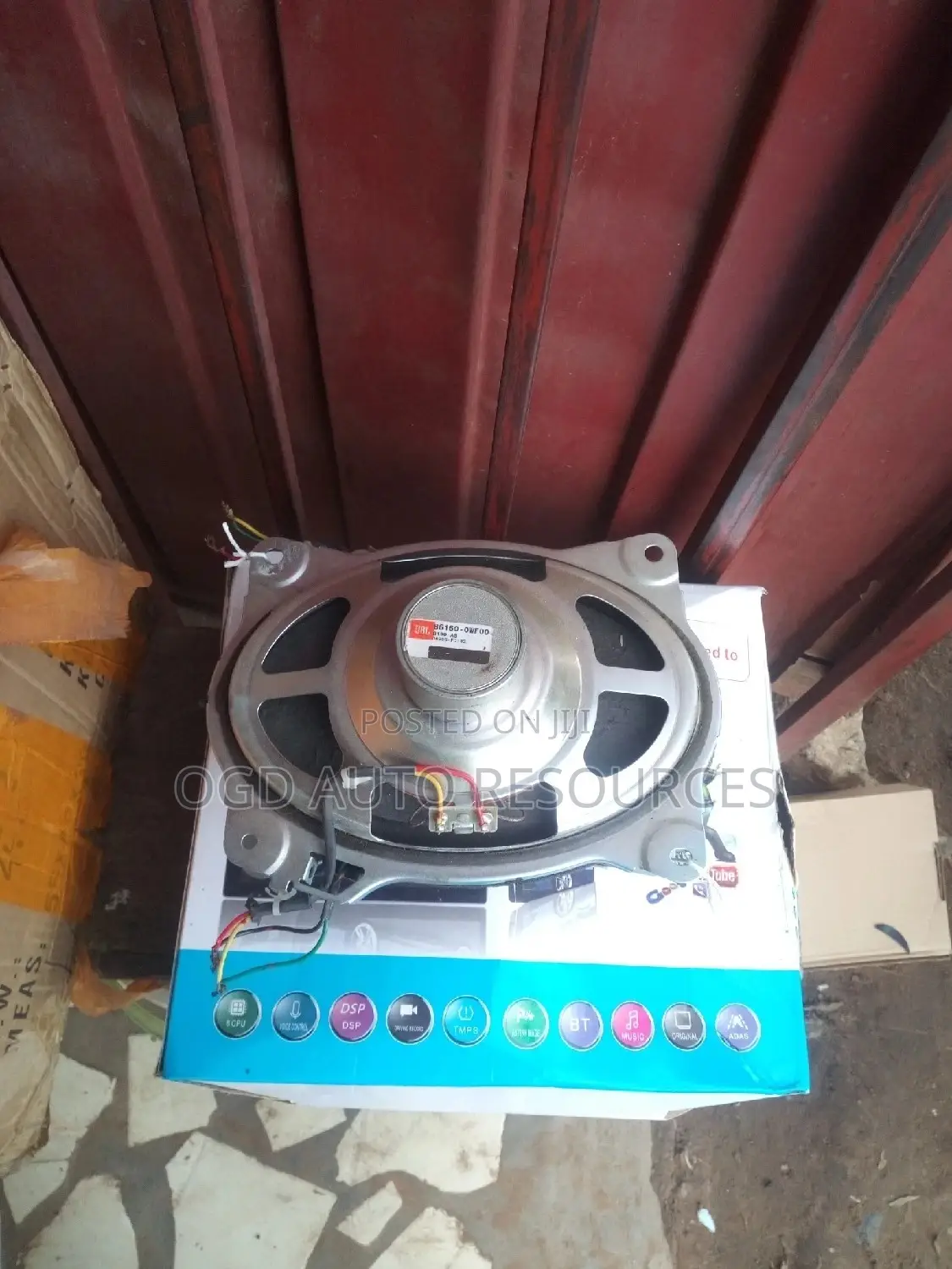 2010camry JBL Back Speaker