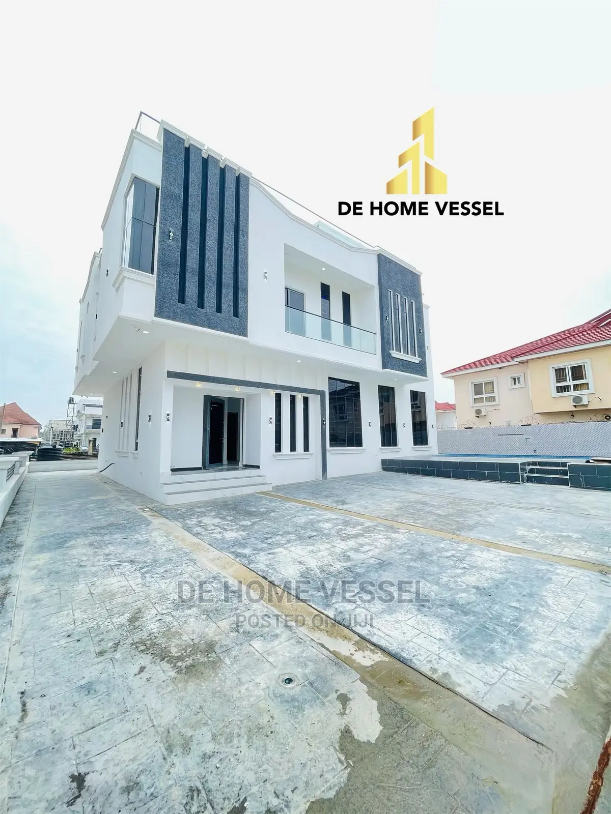 5bdrm Duplex in Osapa London for Sale