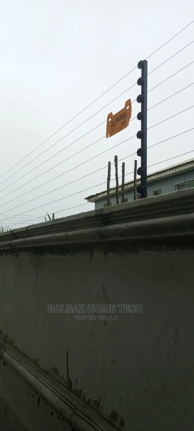Electric Fence; Zero Tolerance for Intruder