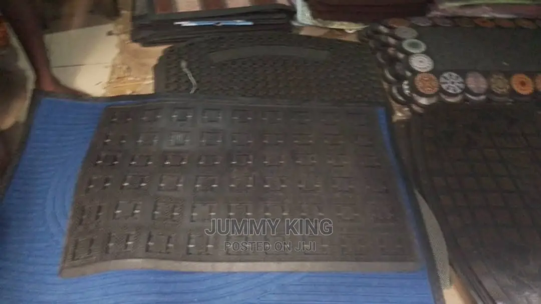 Trendy Door Foot Mat