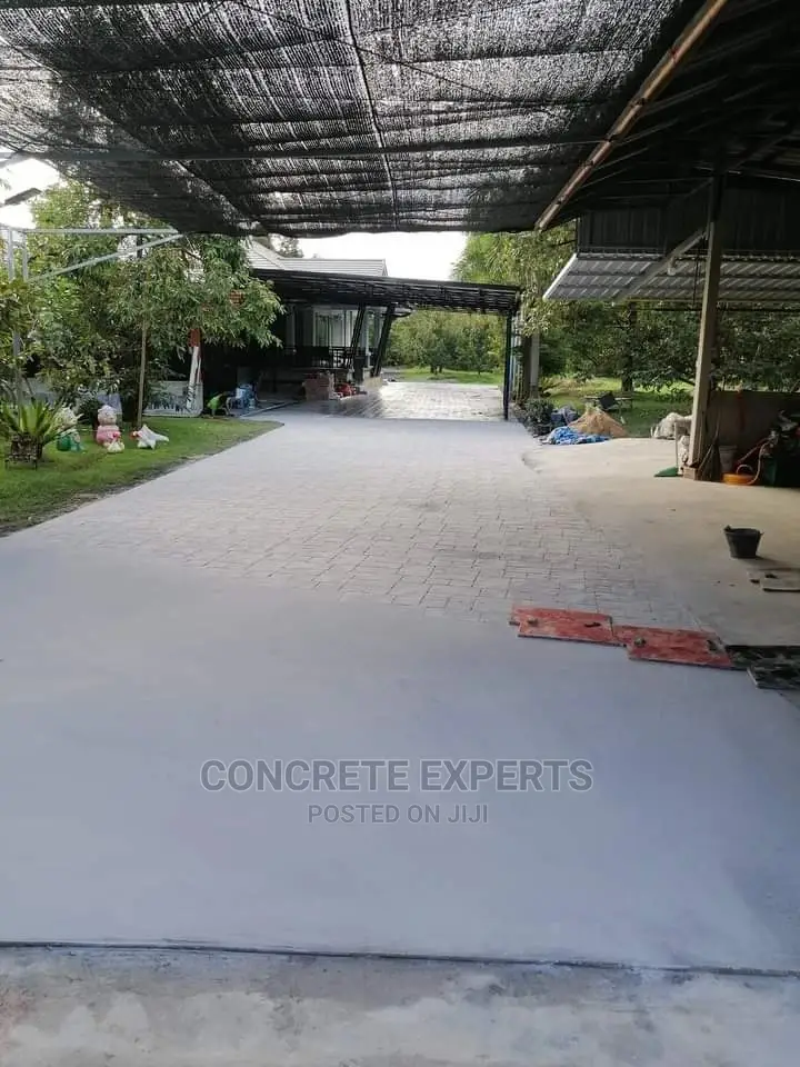 Neat Concrete Stamped Floor