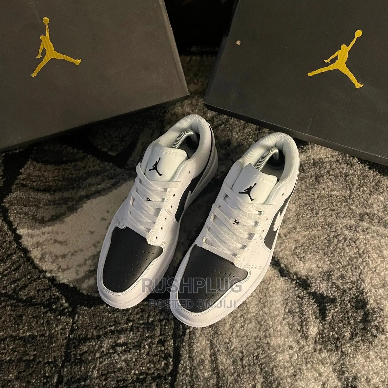 Nike Air Jordan 1 Low Alternate