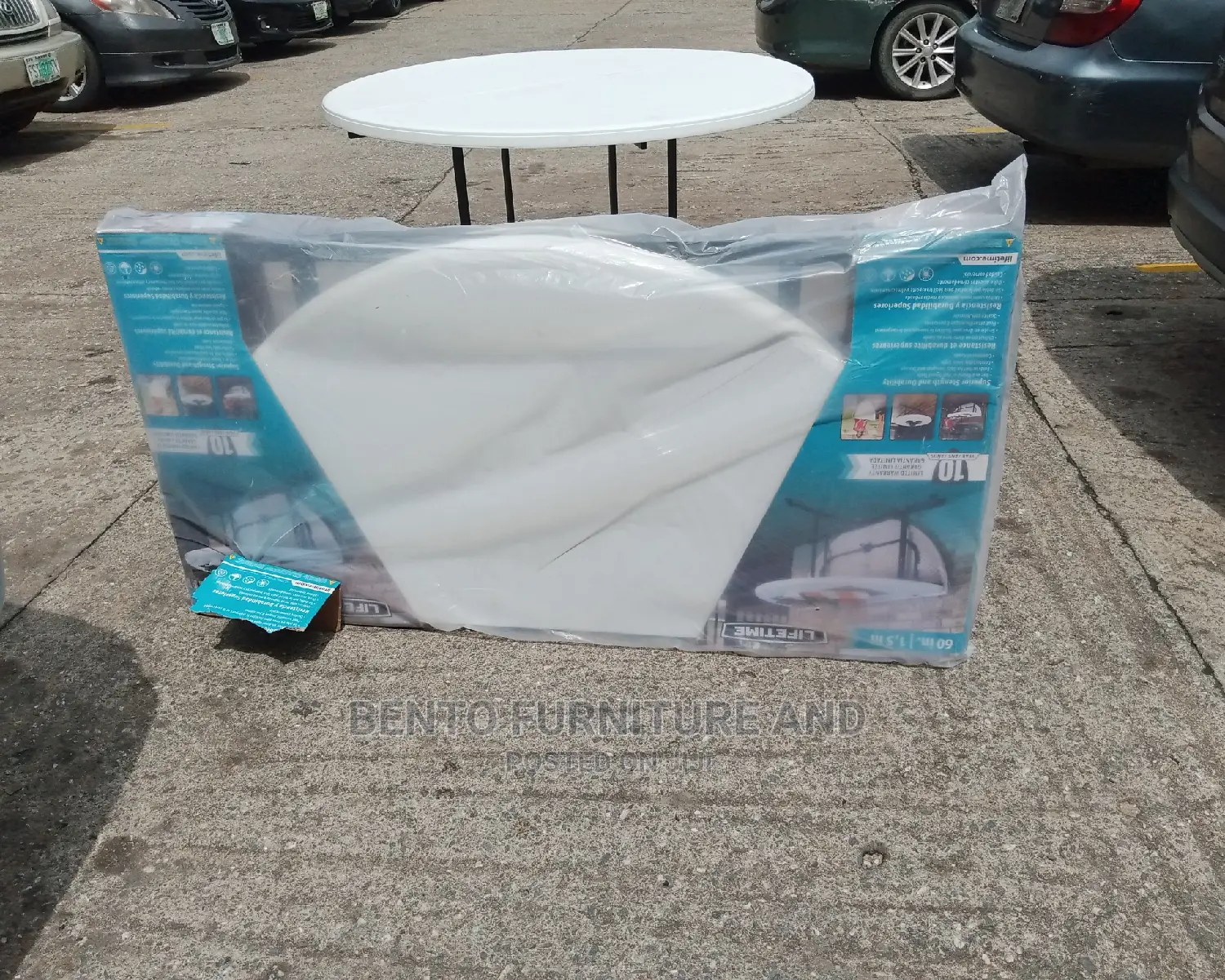 Lifetime Banquet Plastic Round USA