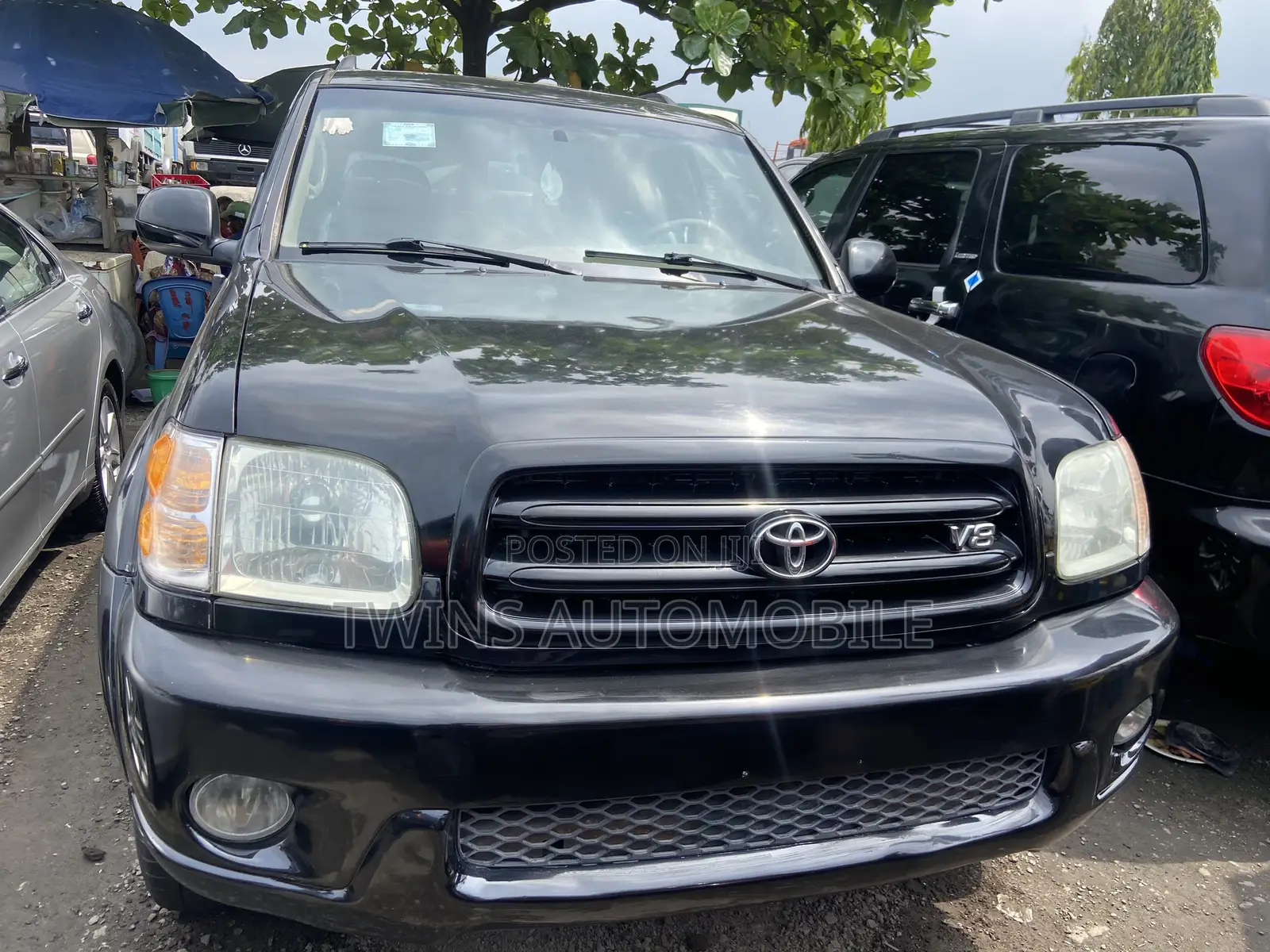 Toyota Sequoia 2004 Black