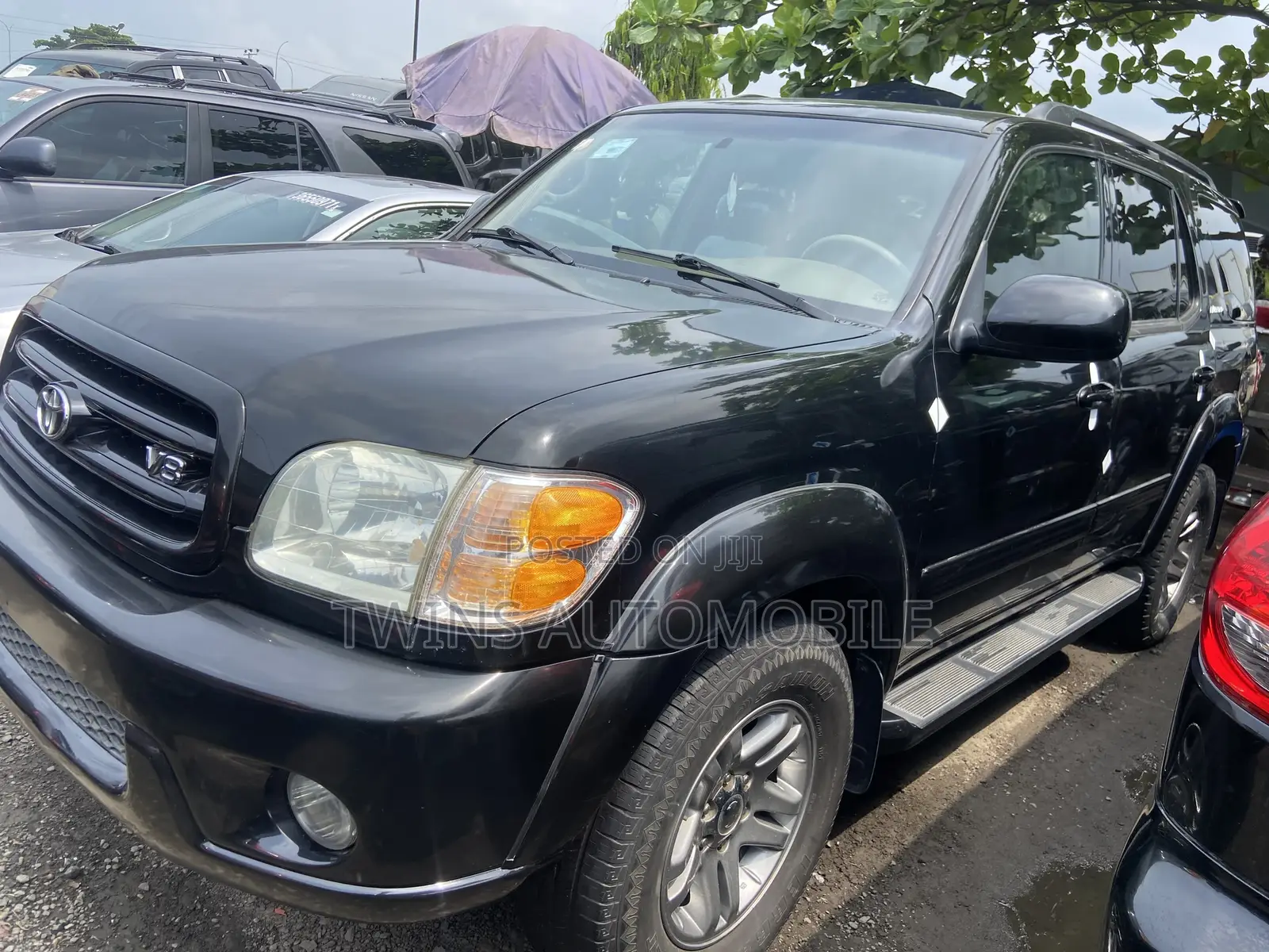 Toyota Sequoia 2004 Black