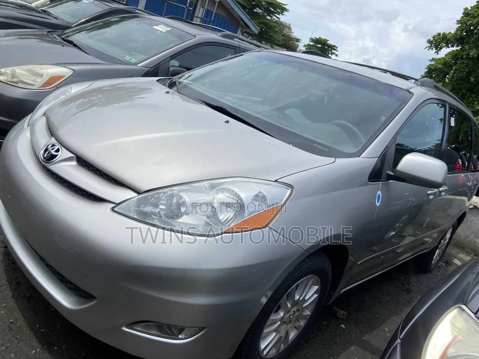 Toyota Sienna XLE AWD 2008 Silver