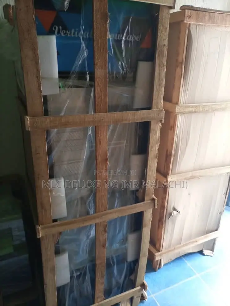 VERTICAL SHOWCASE/Commercial Upright Chiller (1 Door Fridge)