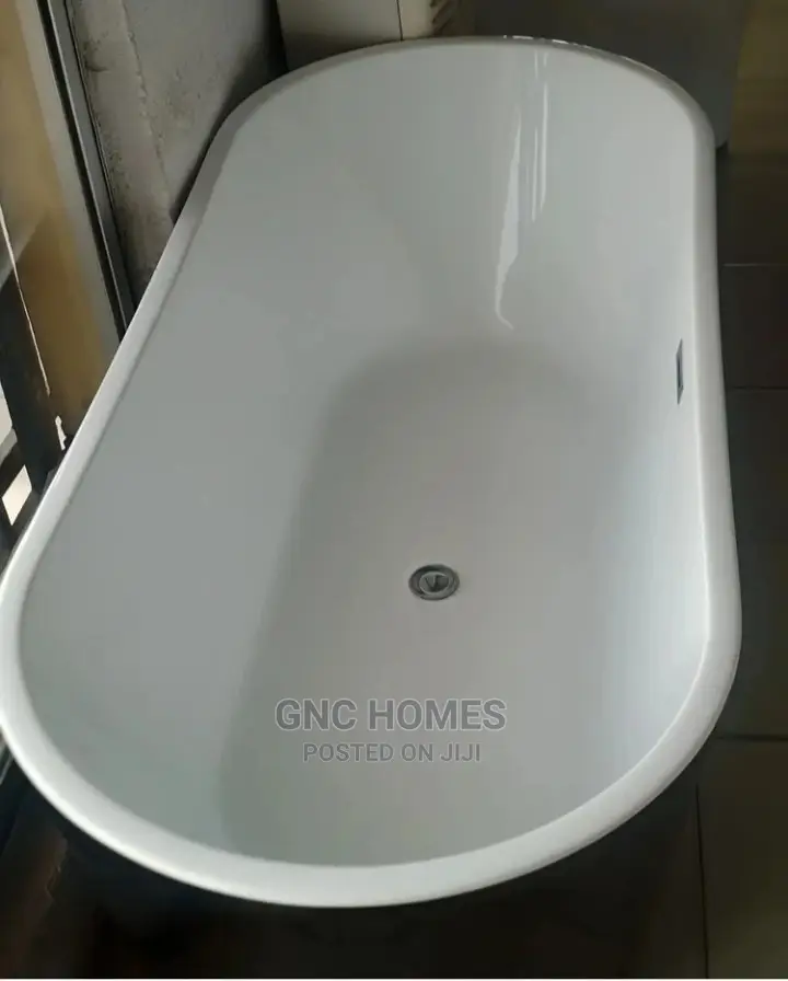 White/Black Acrylic Bathtubs