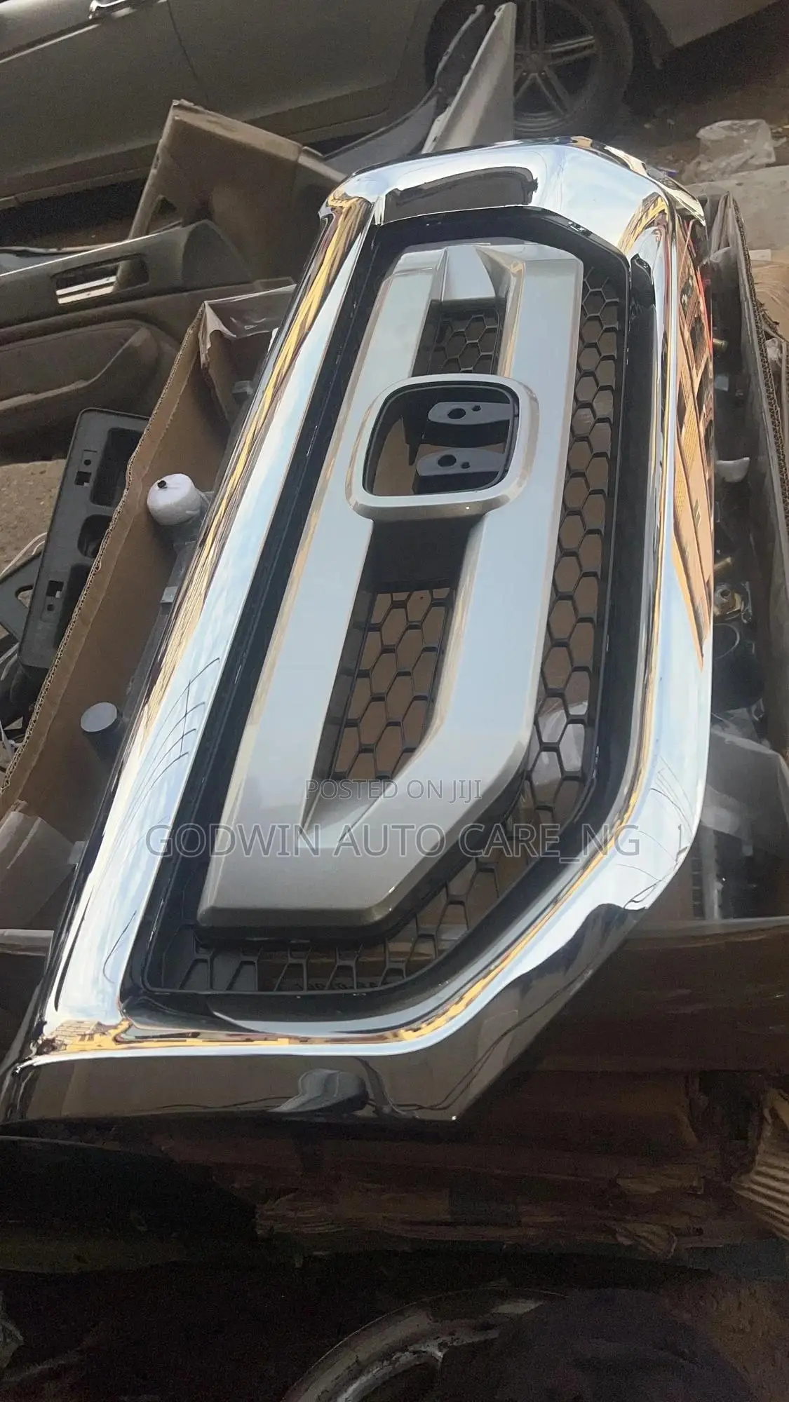 Front Grille 2009 Honda Pilot