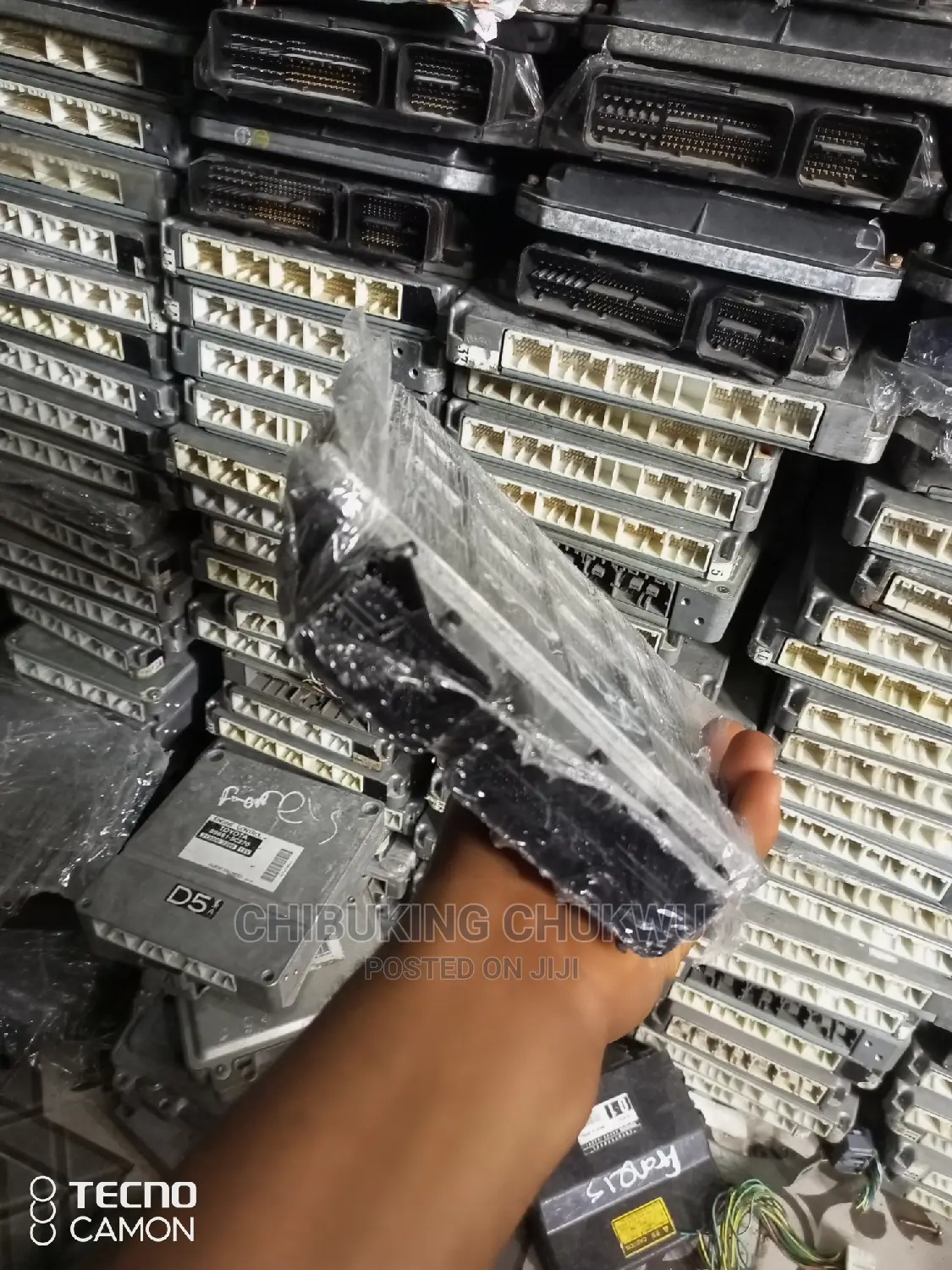 Toyota RAV-4 2010 4plug ECU {Brainbox}.