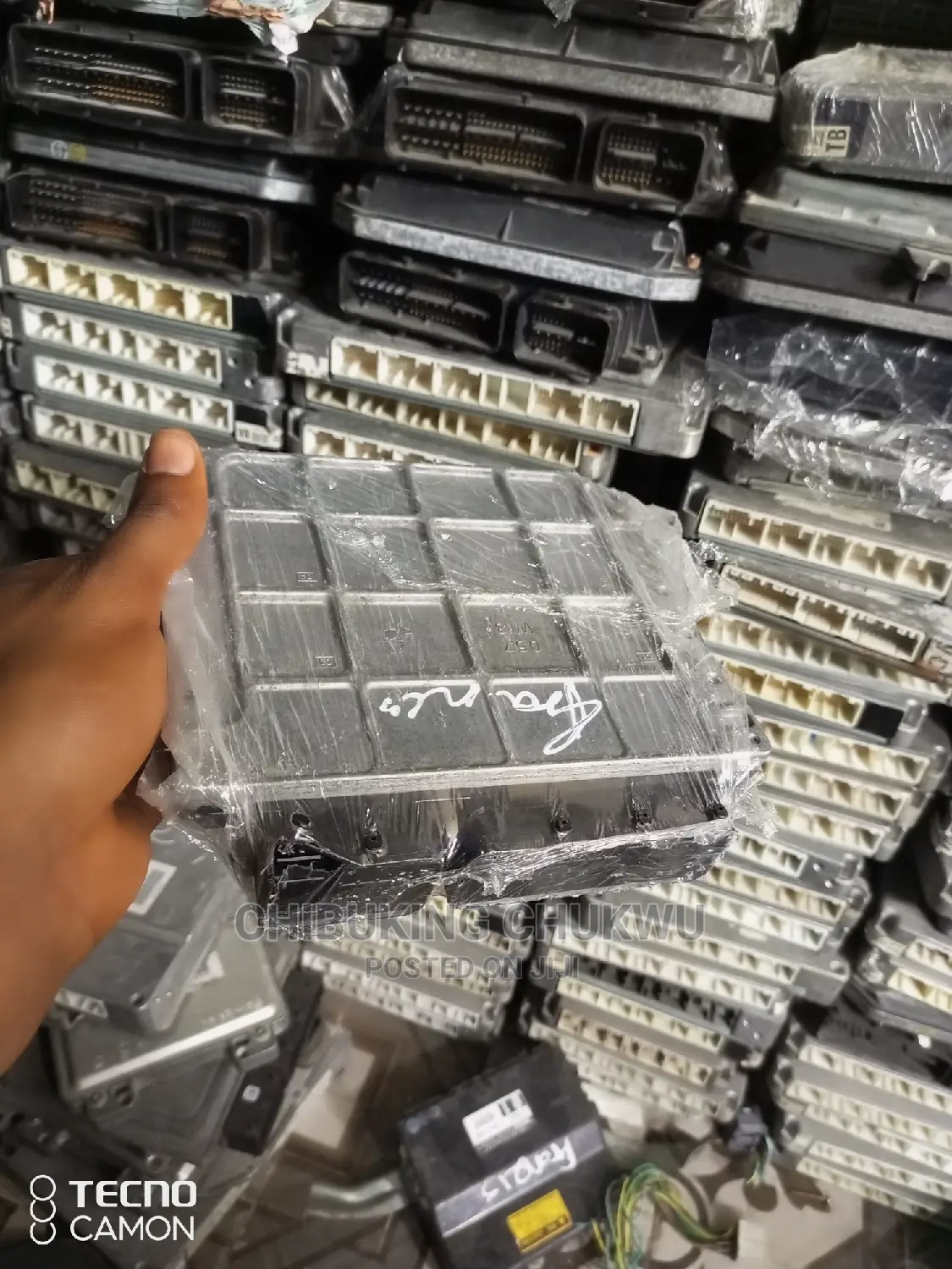 Toyota RAV-4 2010 4plug ECU {Brainbox}.