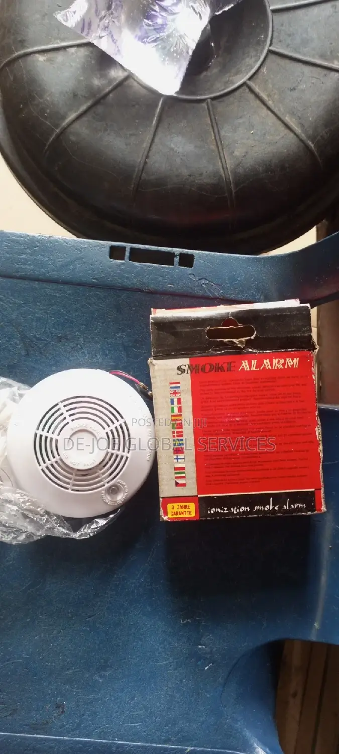 Smoke Alarm Battery Insert