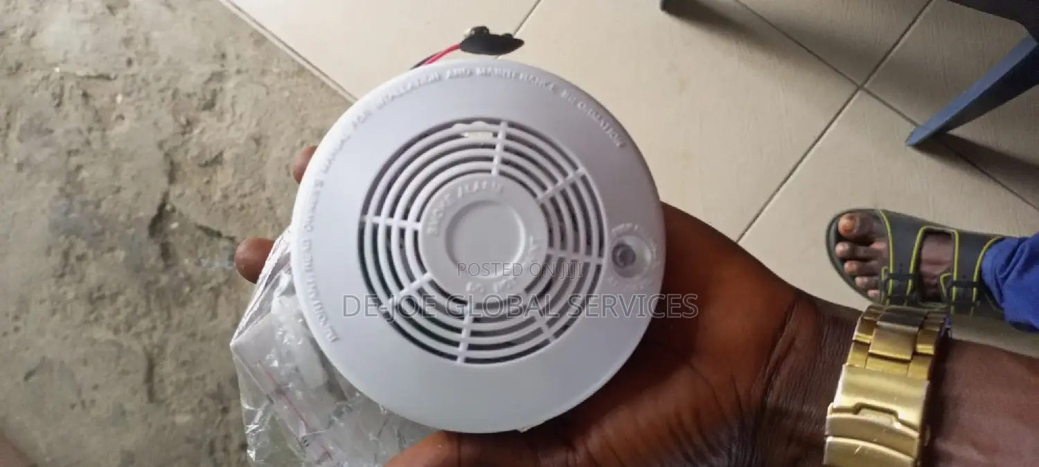 Smoke Alarm Battery Insert