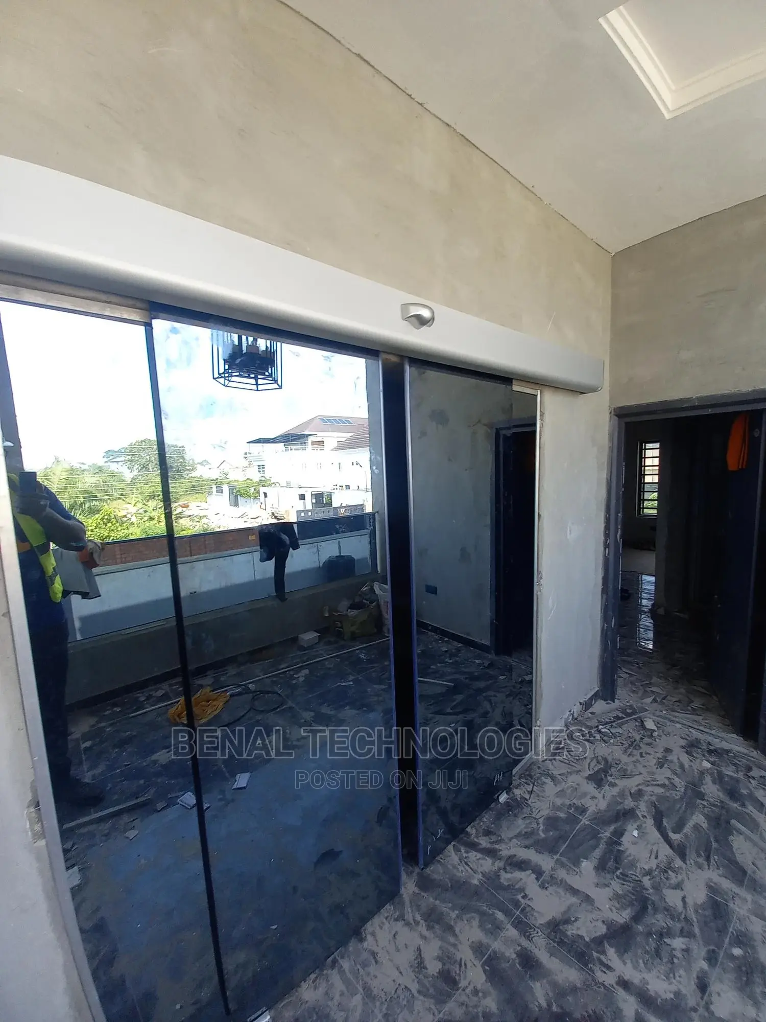 Effective Automatic Entrance Sensor Door in Yaba