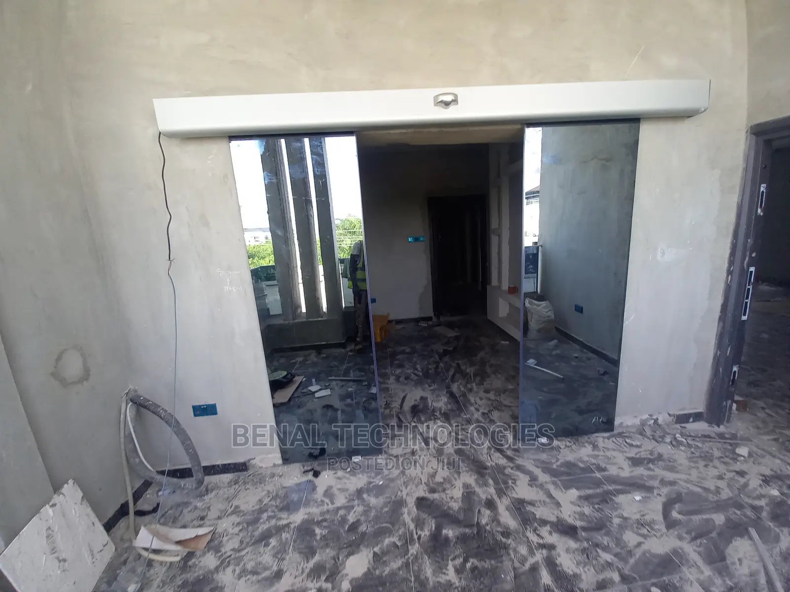 Standard Entrance Automatic Sliding Door in Ikeja