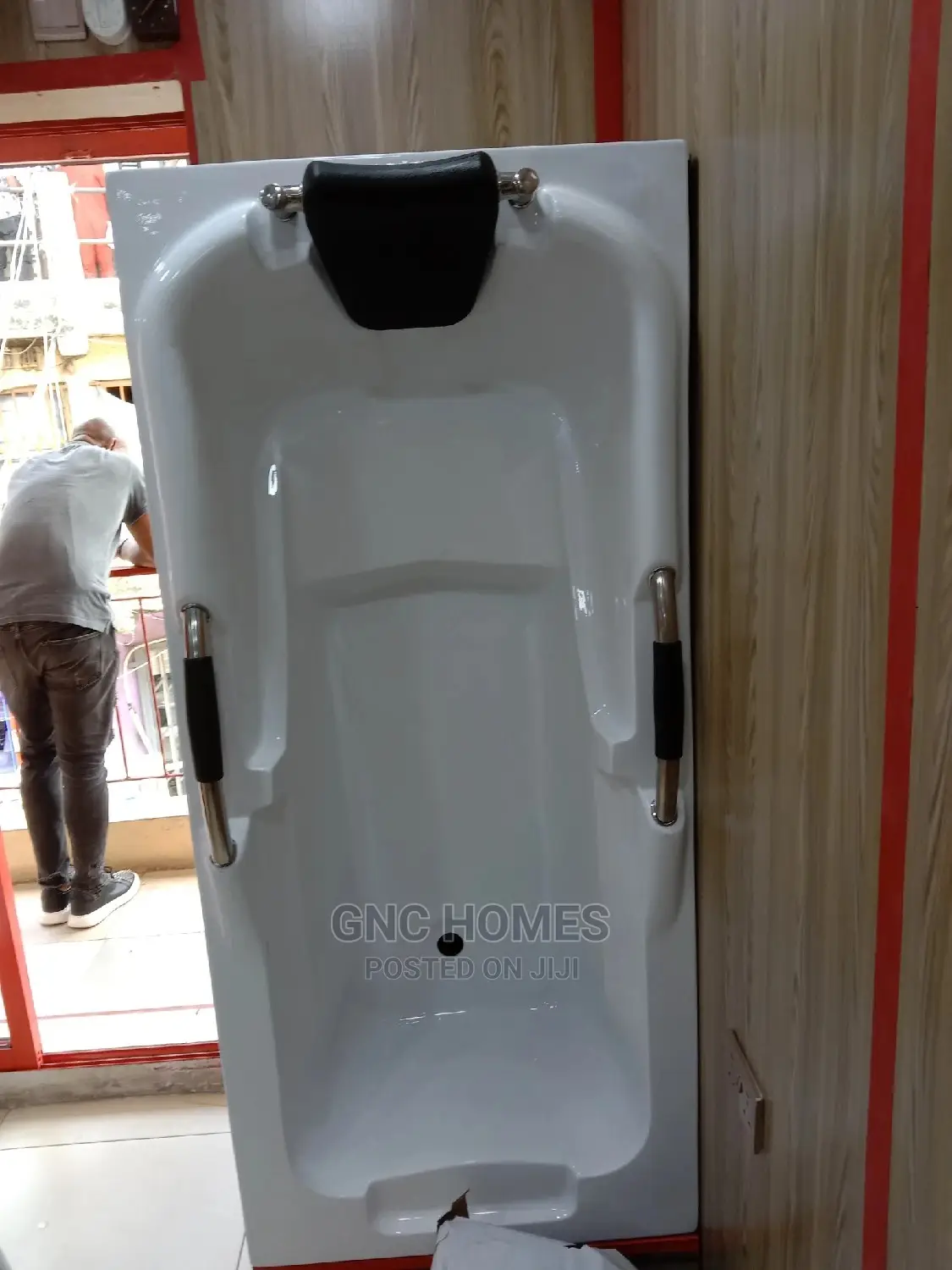 170/80cm Executive Panel Bath Tub