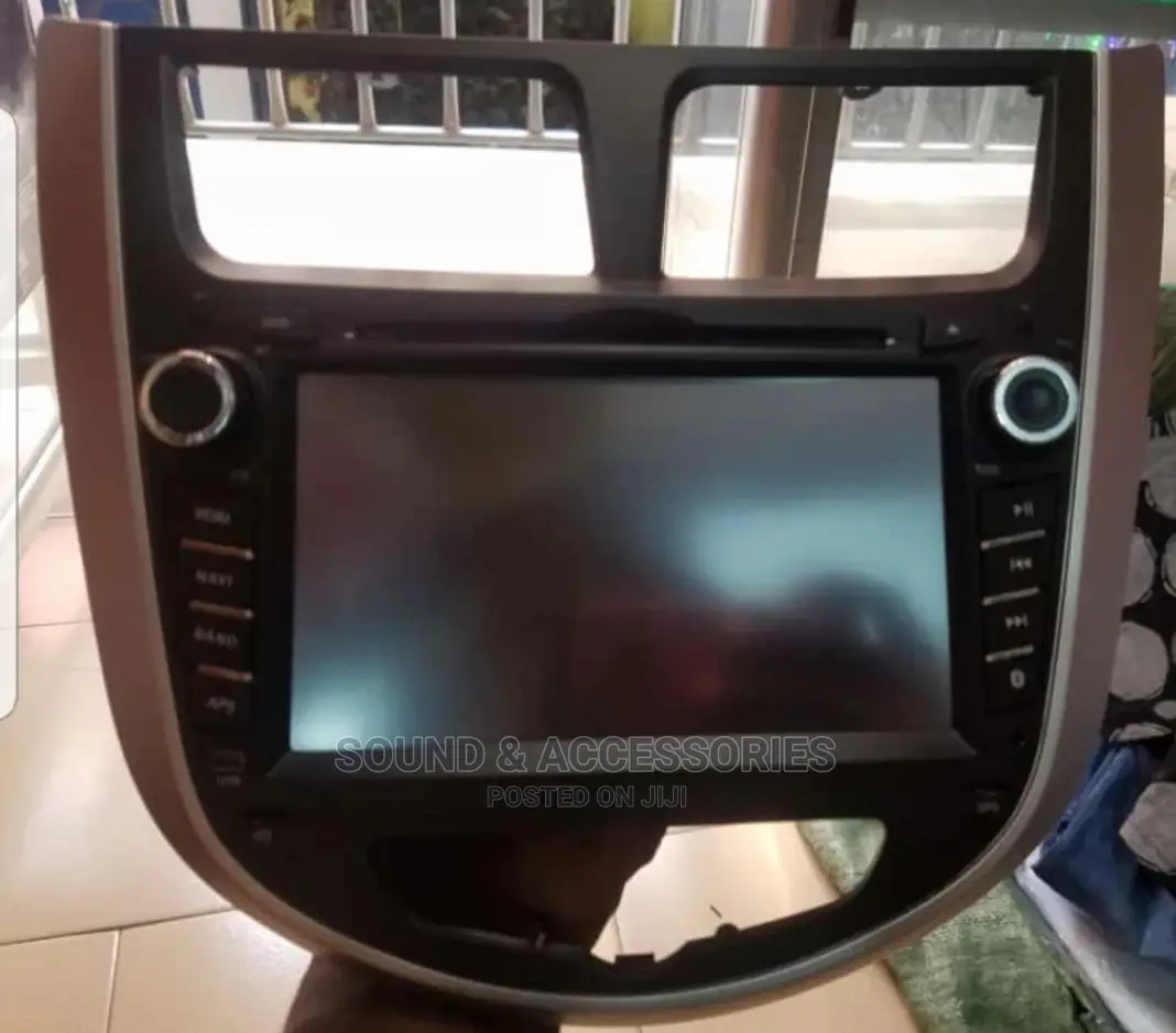 Hyundai Verna/Accent/Solaris 2010-16 Car DVD Player + Camera