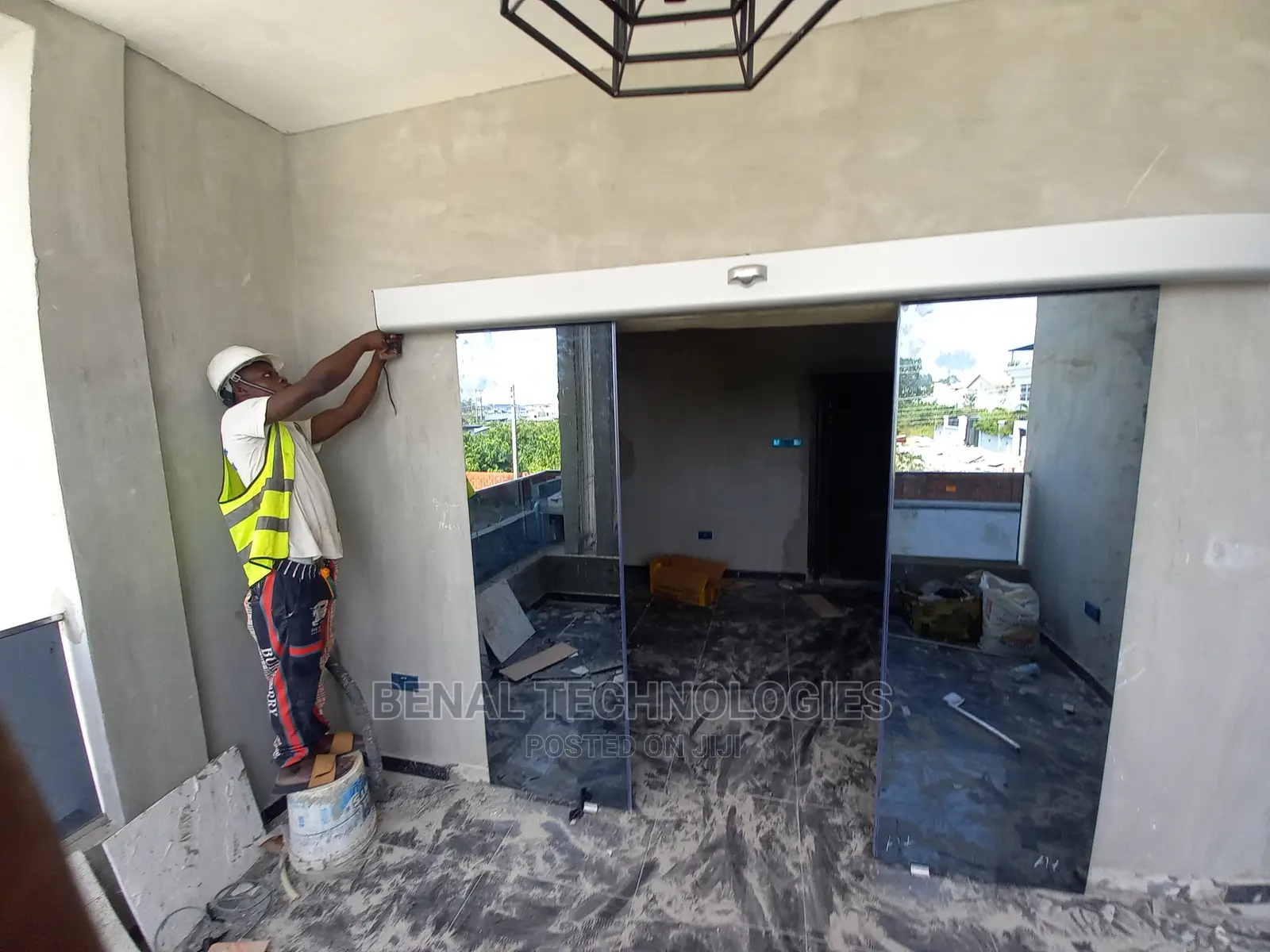 Very Effective Automatic Entrance Sensor Door in Gbagada