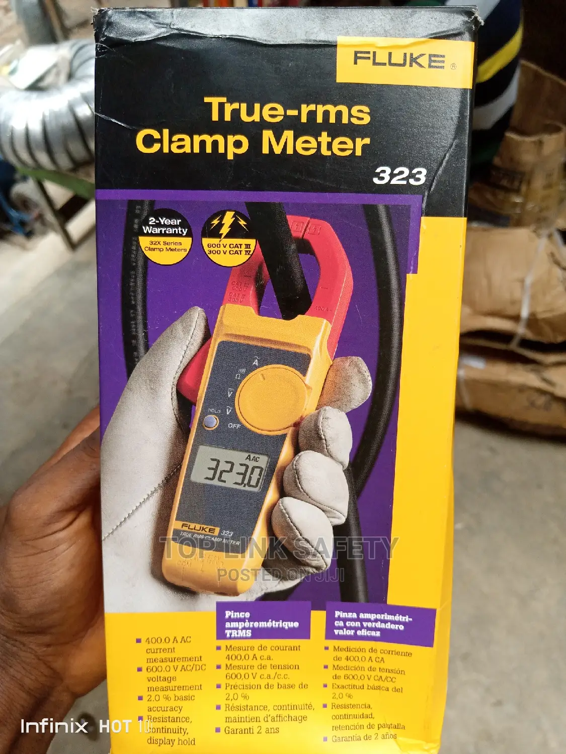 FLUKE Clamp Meter. 323
