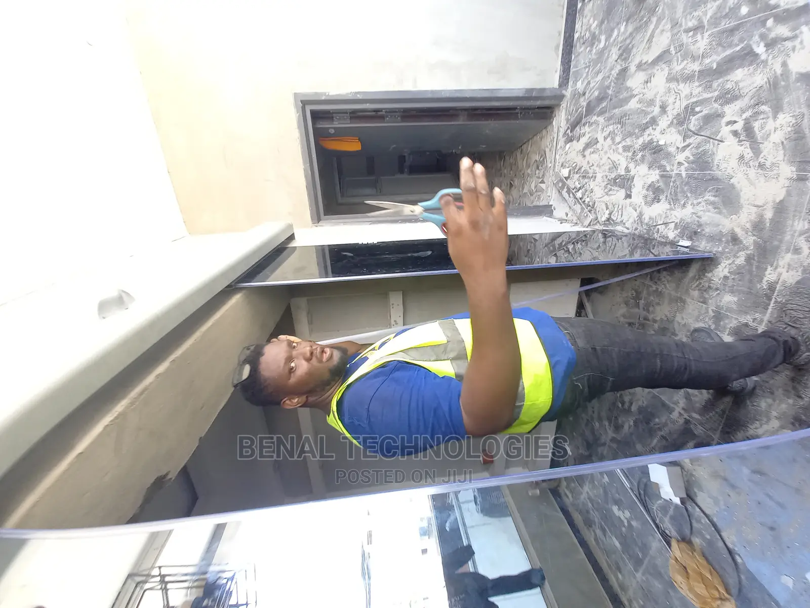 Quality Entrance Automatic Sensor Door in Ijebu Ode