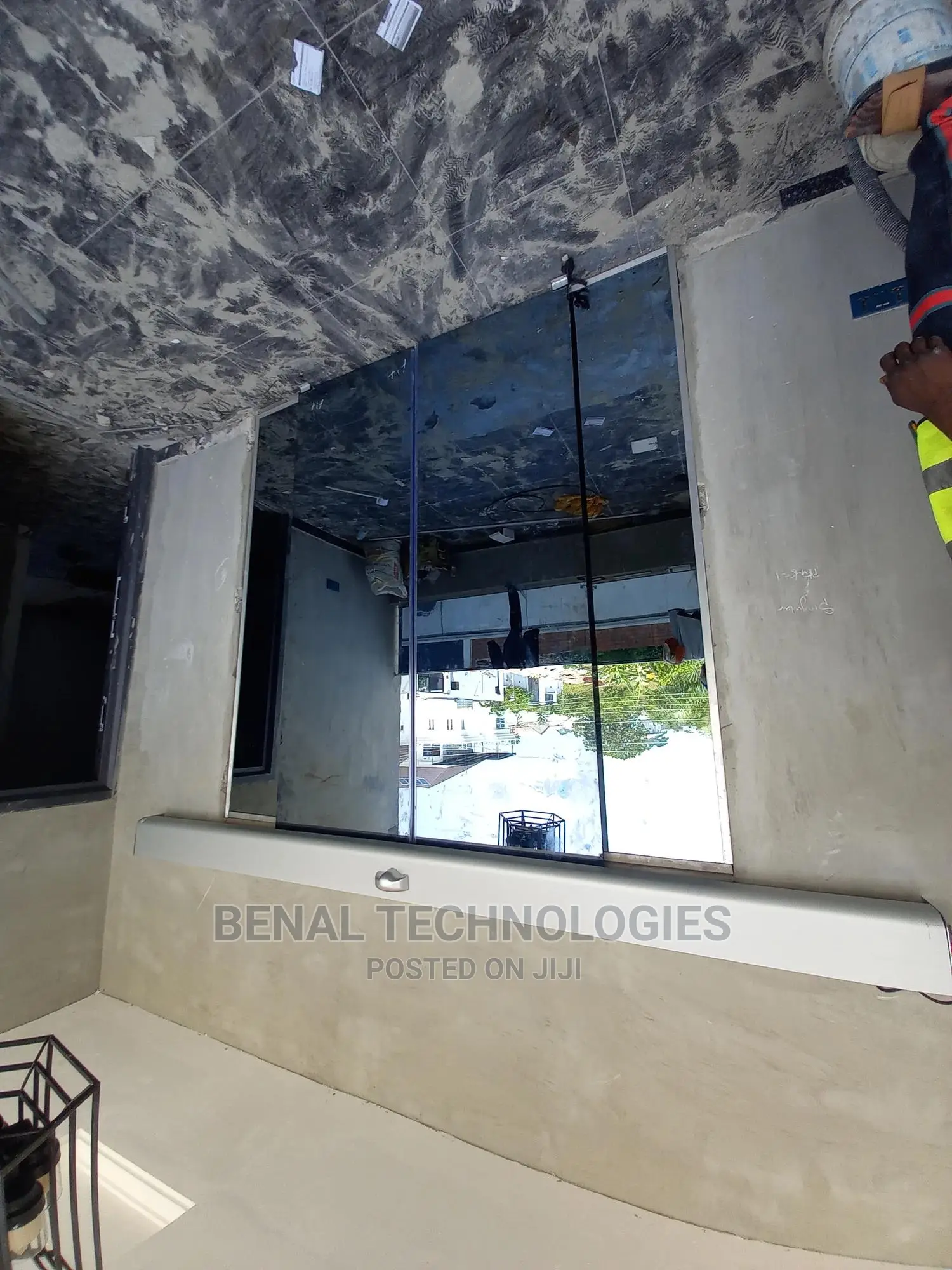 Very Quality Entrance Automatic Sensor Door in Warri