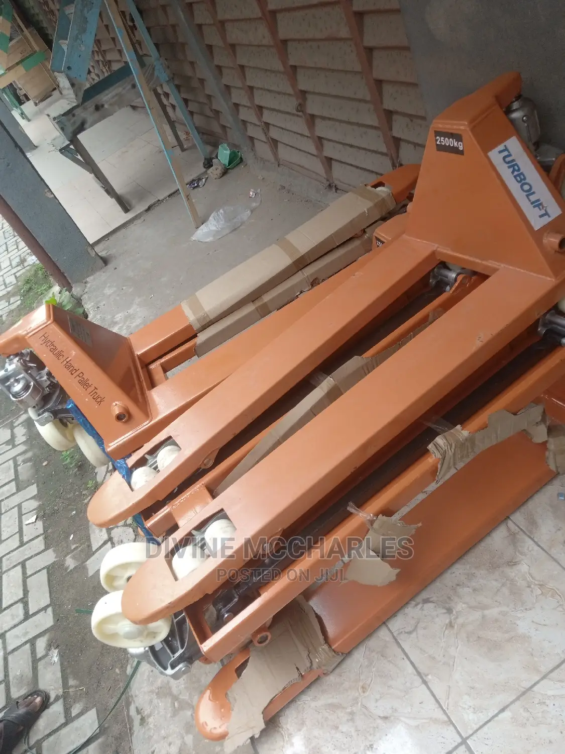 2500kg Hydraulic Pallet Truck Jack