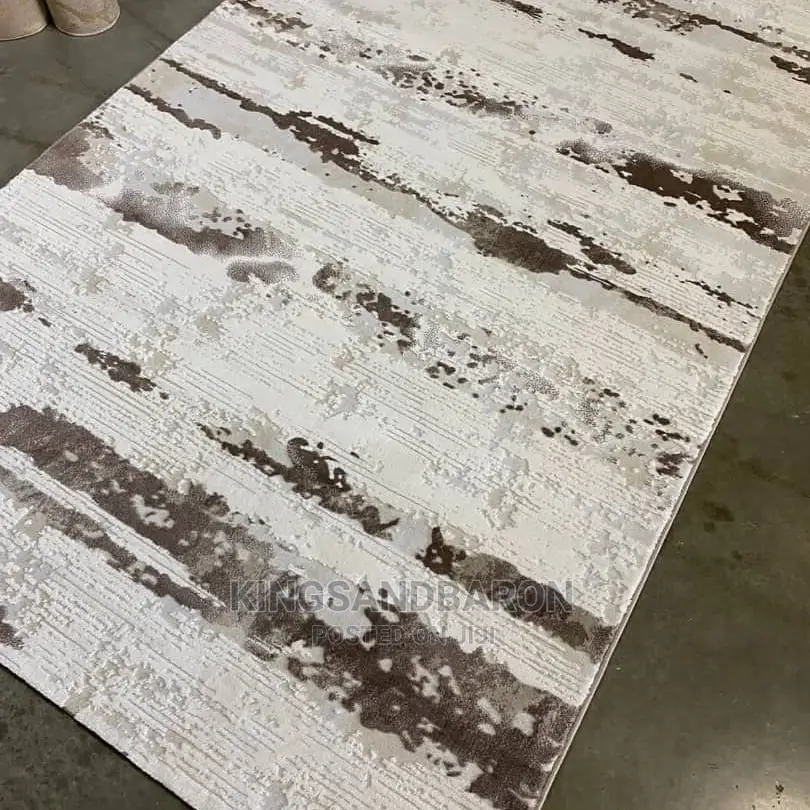 5*7fts Brown and Cream Turkey Center Rug