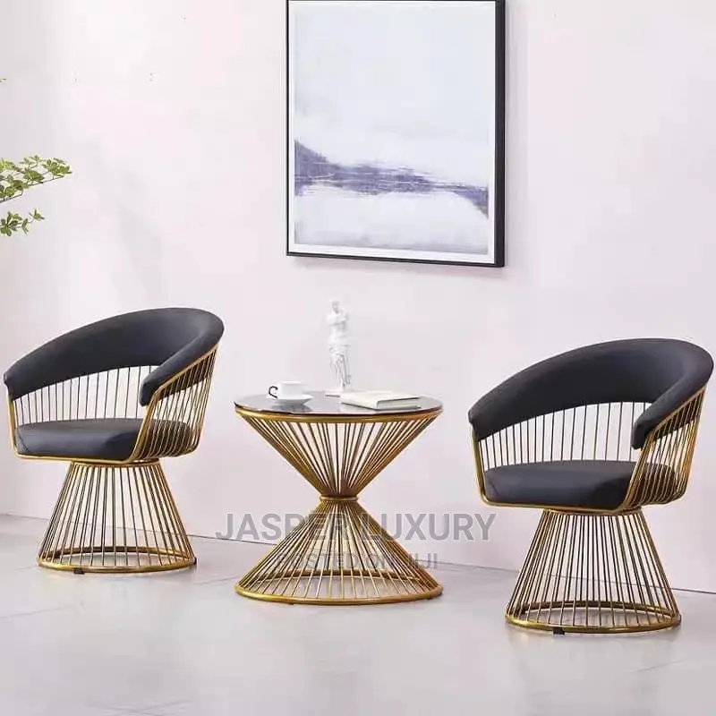 Amazing Ant’E Chair