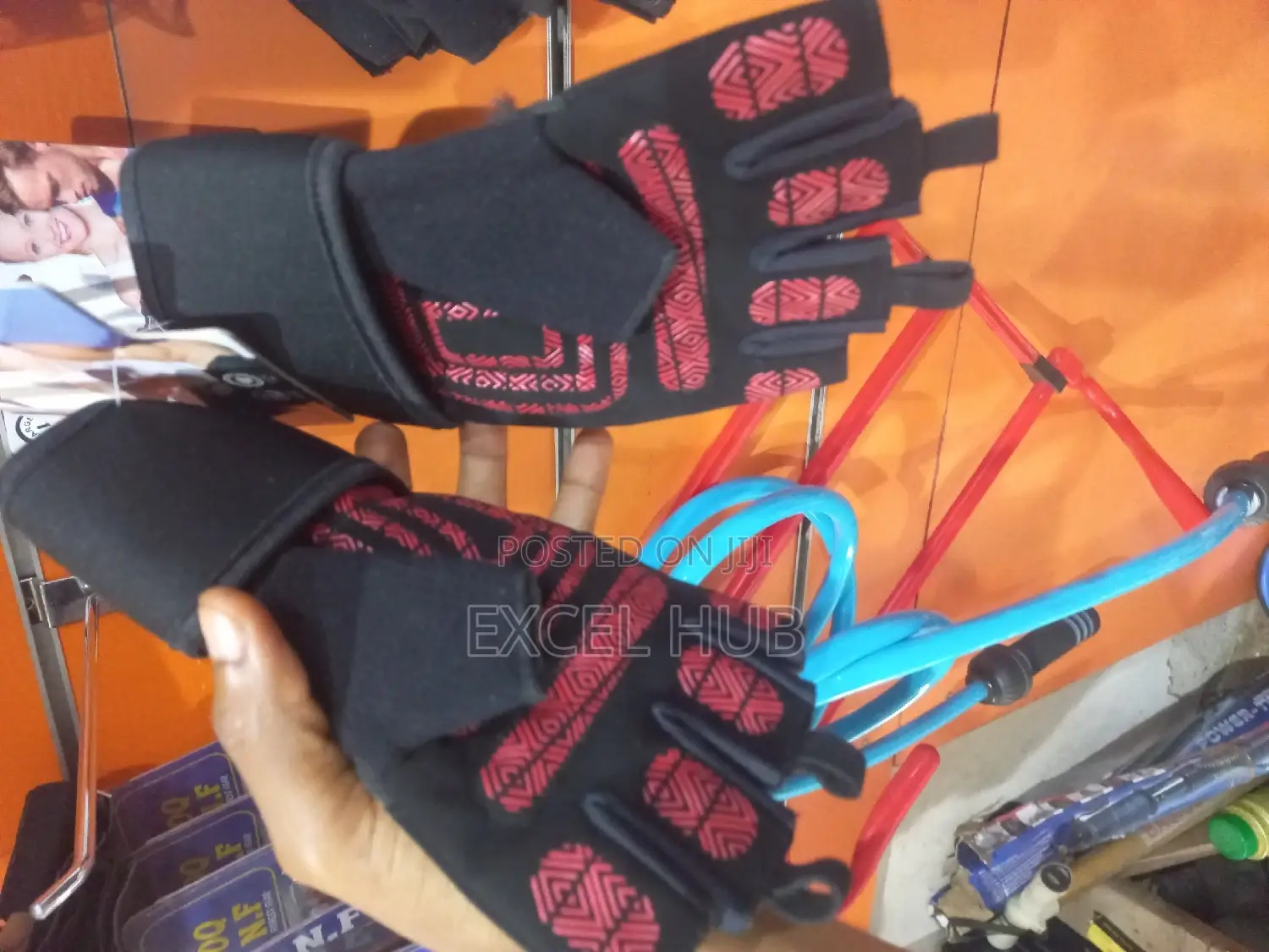 Weight Lifting Gloves Red And Black