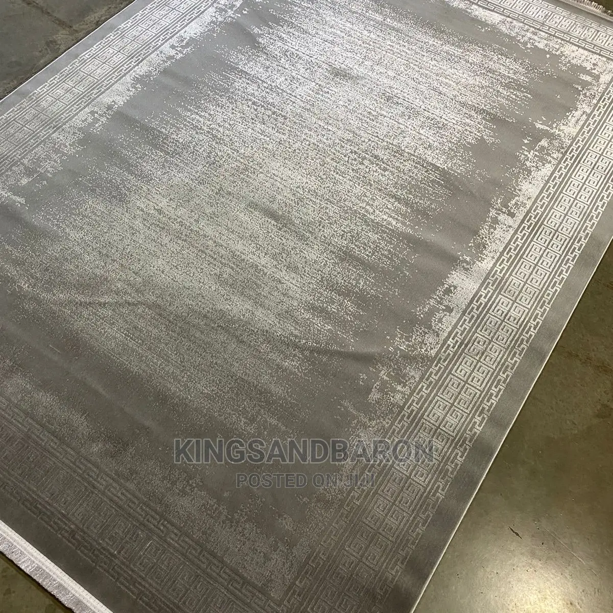 5*7fts Cream,Gold,Blue,Brown, Black,Silver Turkey Center Rug