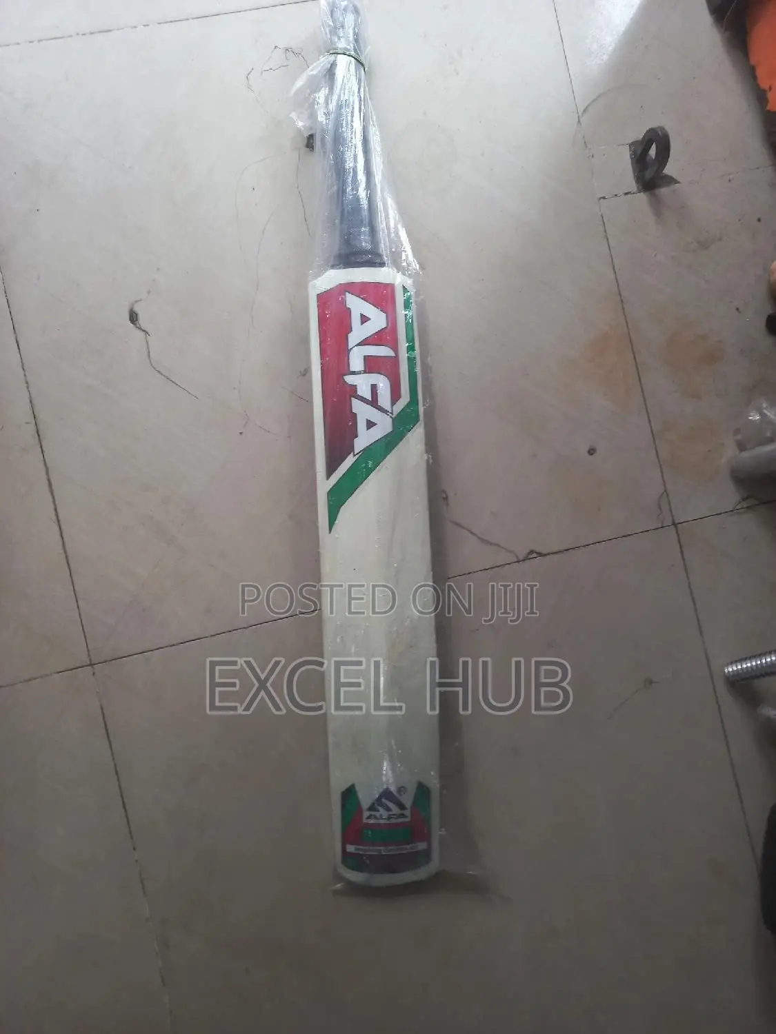 Alfa Cricket Bat Dda