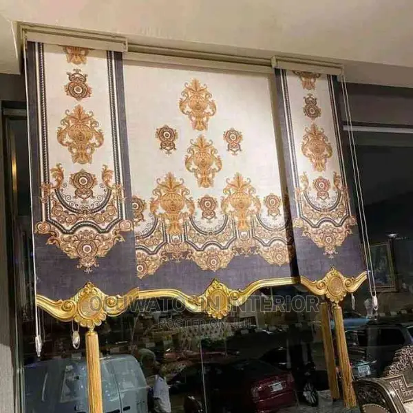 Royal Majestic Blinds/Curtain
