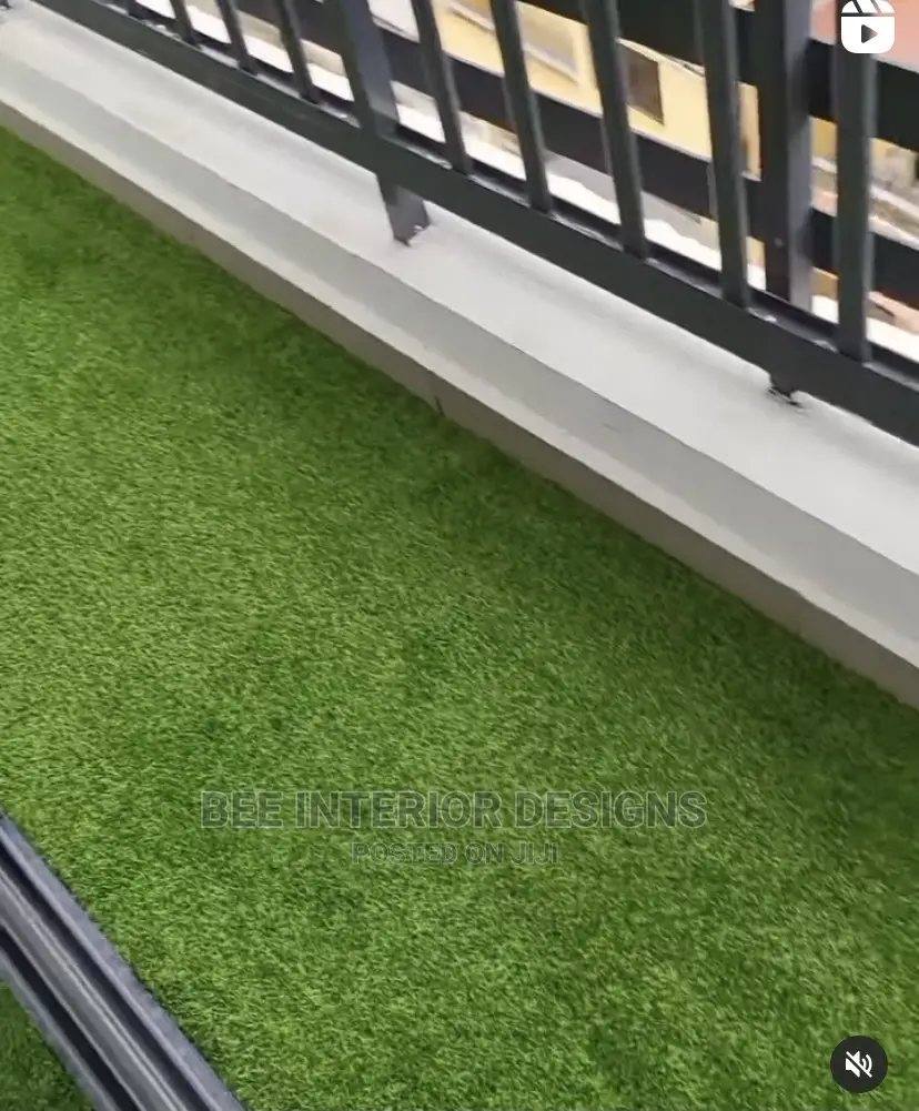 Synthetic Artificial Carpet Grass.