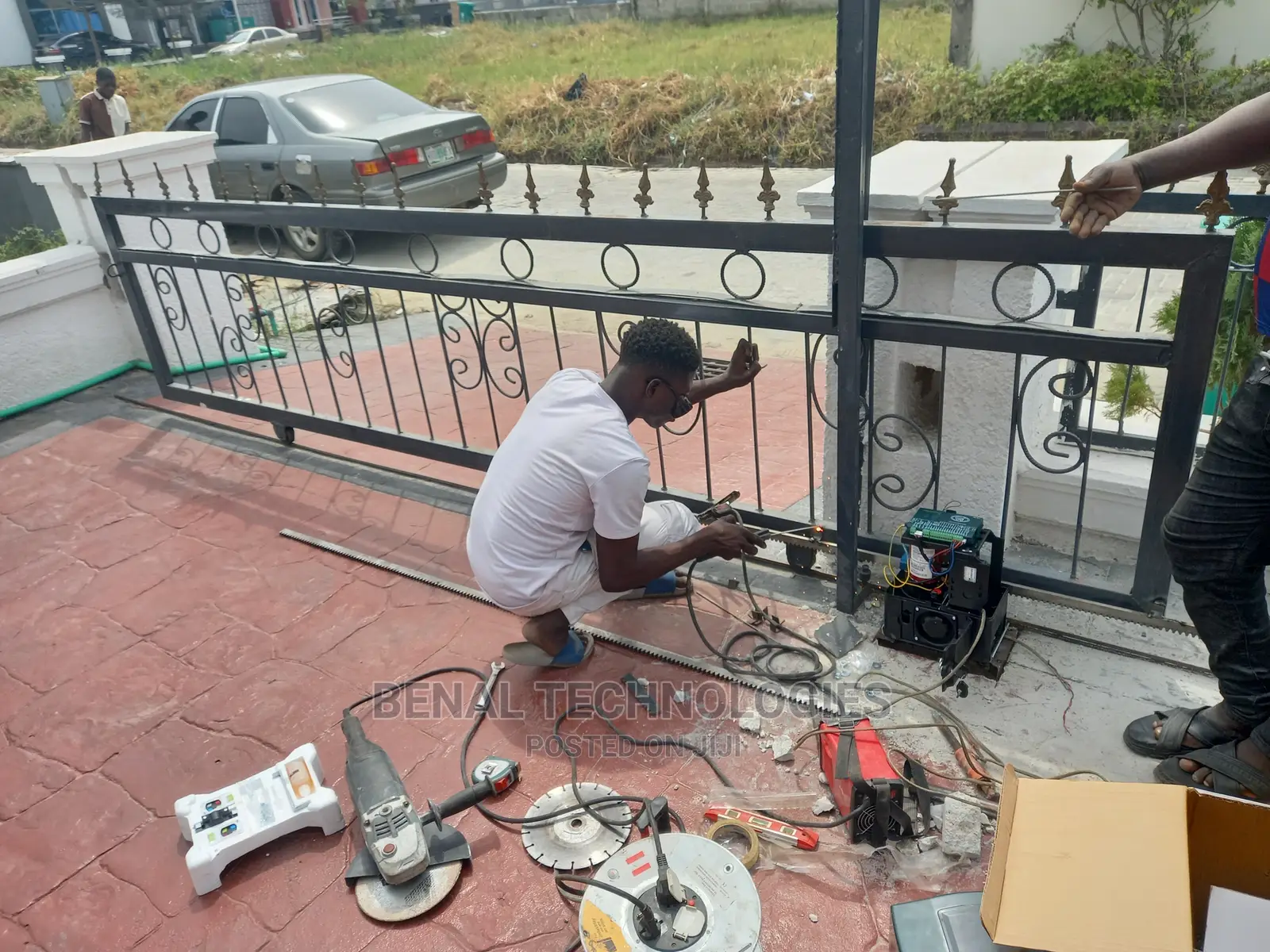Very Quality Automatic Remote Gate Machine in Ekpoma