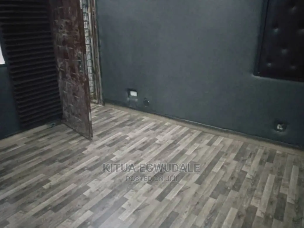 Exquisite Vinyl Flooring