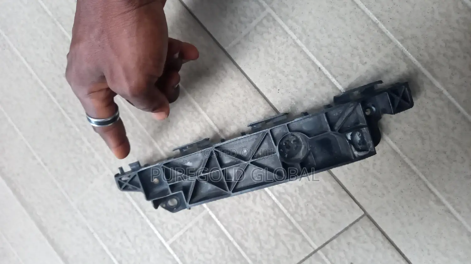 Hyundai Tucson 2011 Model Bumper Clip