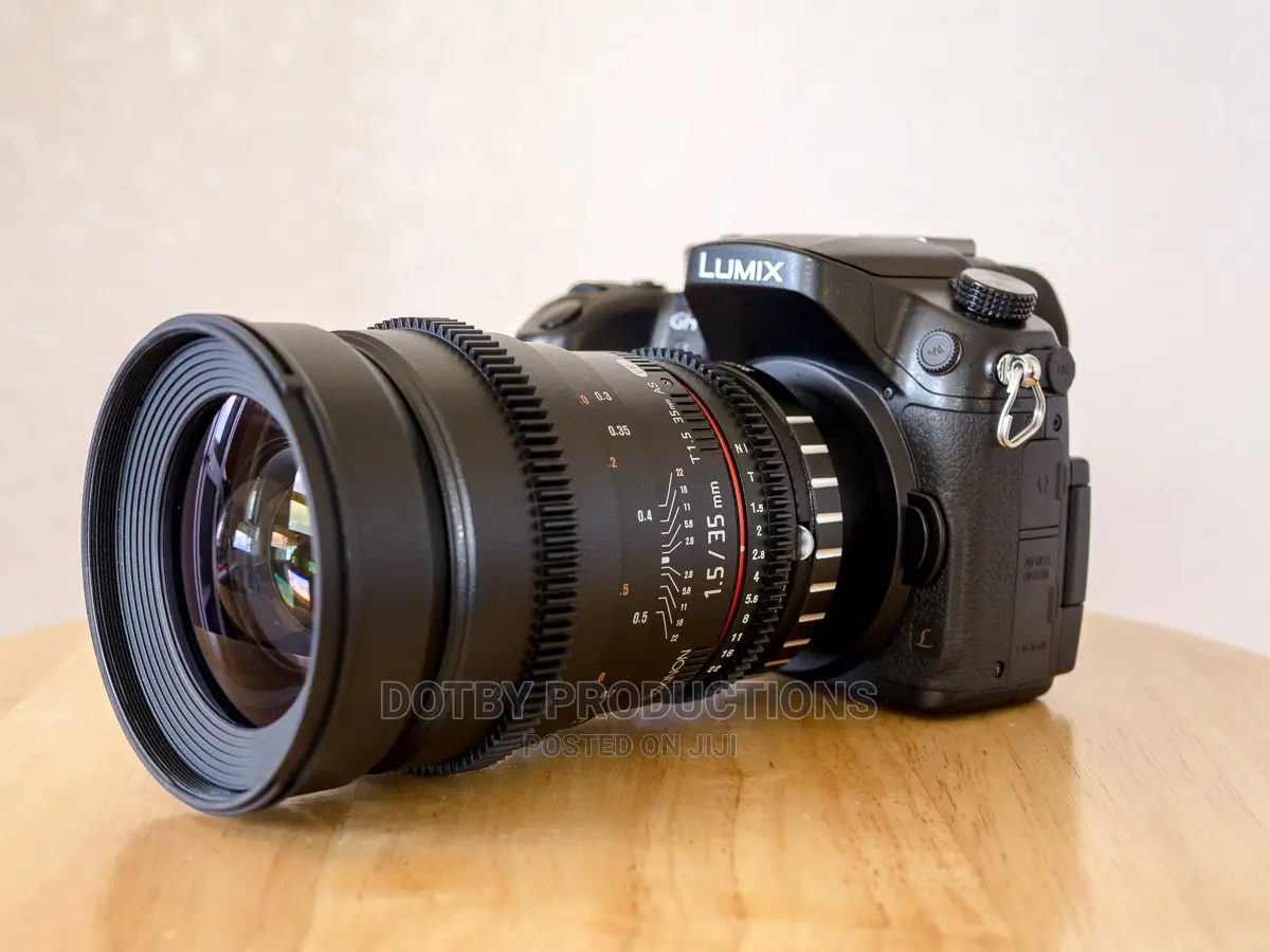 Panasonic Lumix Gh4 Camera + 14-140mm Lumix Lens