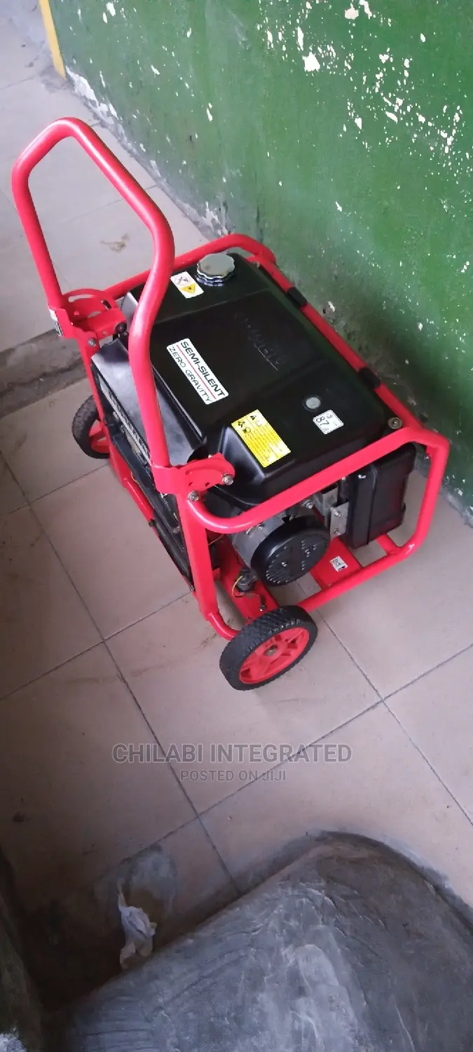 Few Months Old Clean 3.2KVA SUMEC FIRMAN ECO3999ES Generator