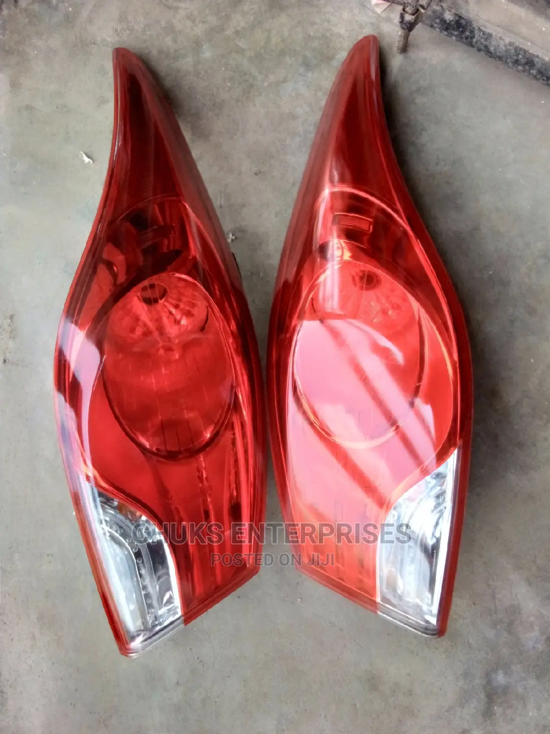 Hyundai Elantra 2012 Rear Light