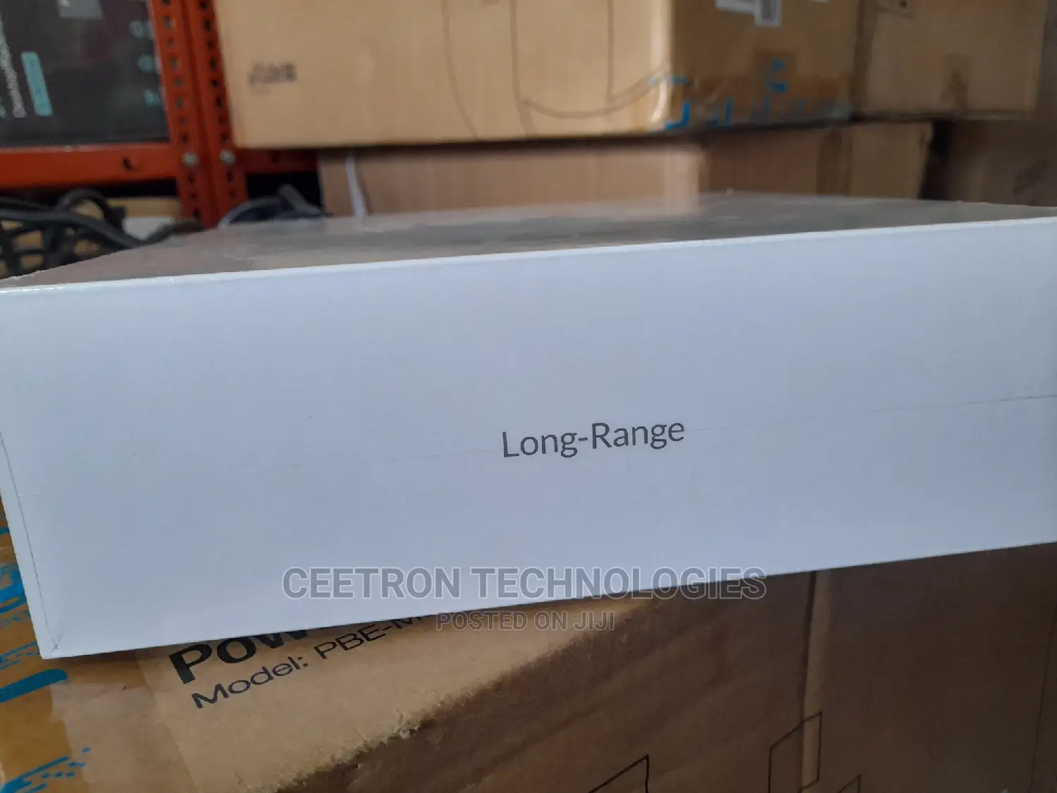 Ubiquiti: Wifi U6-pro Dual-band Access Point